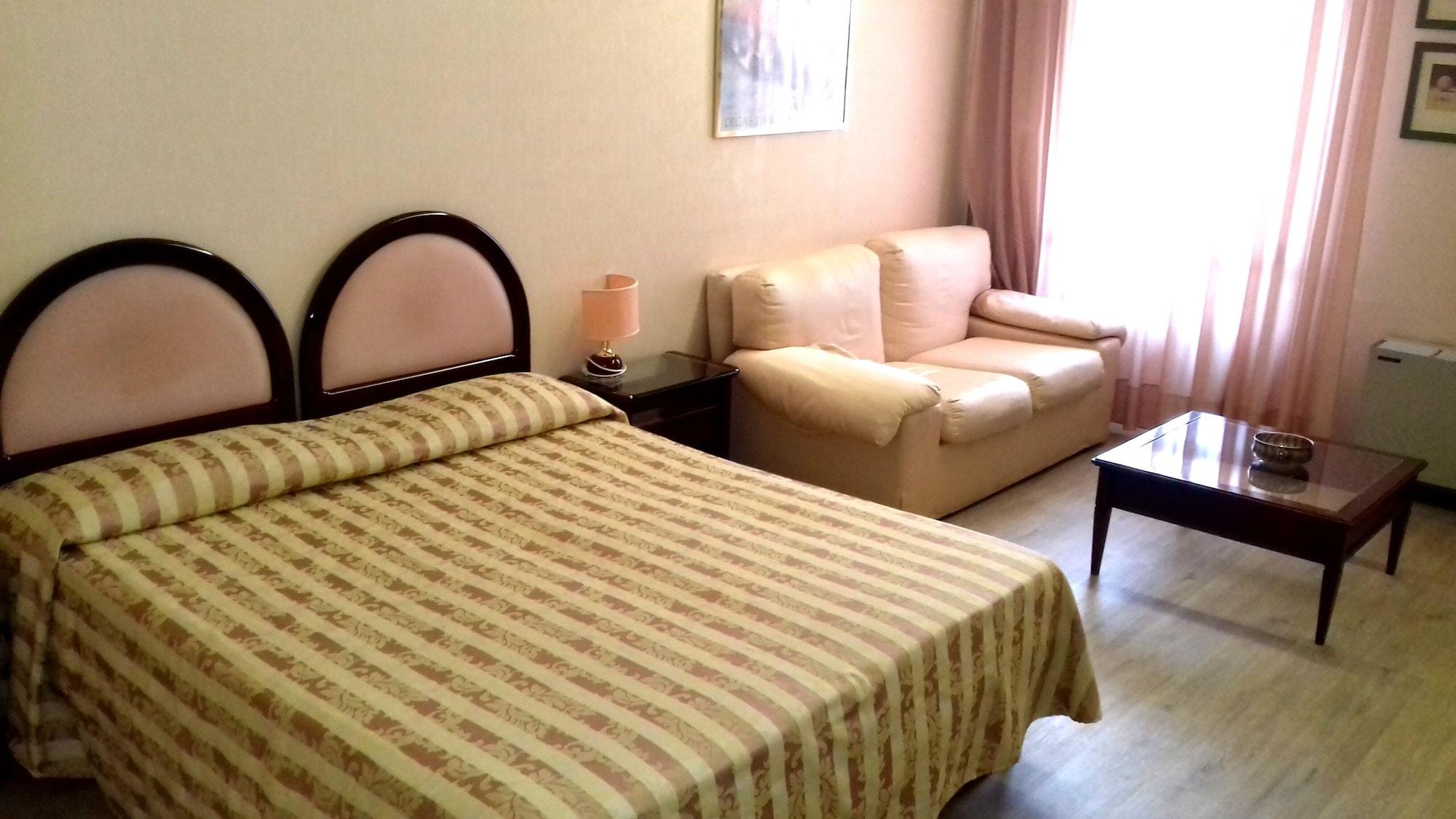 Balletti Palace Hotel Viterbo Ngoại thất bức ảnh